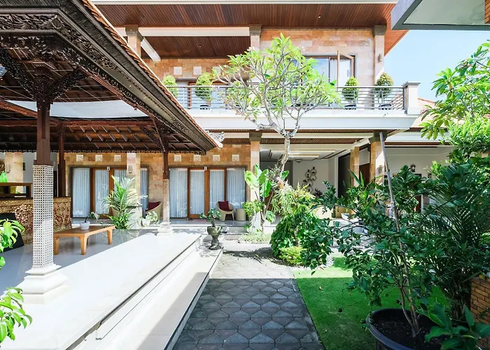 Wayan House 3*